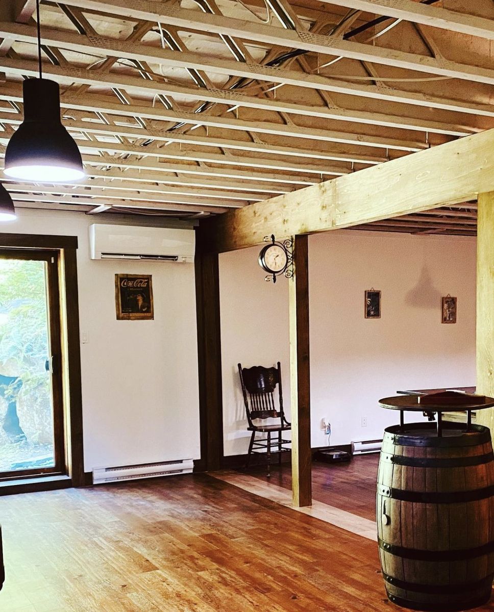 Salle à manger d'un projet de Thermopompes près de Saint-Jérôme/Blainville (Laurentides) de Confortech Climatisation Chauffage