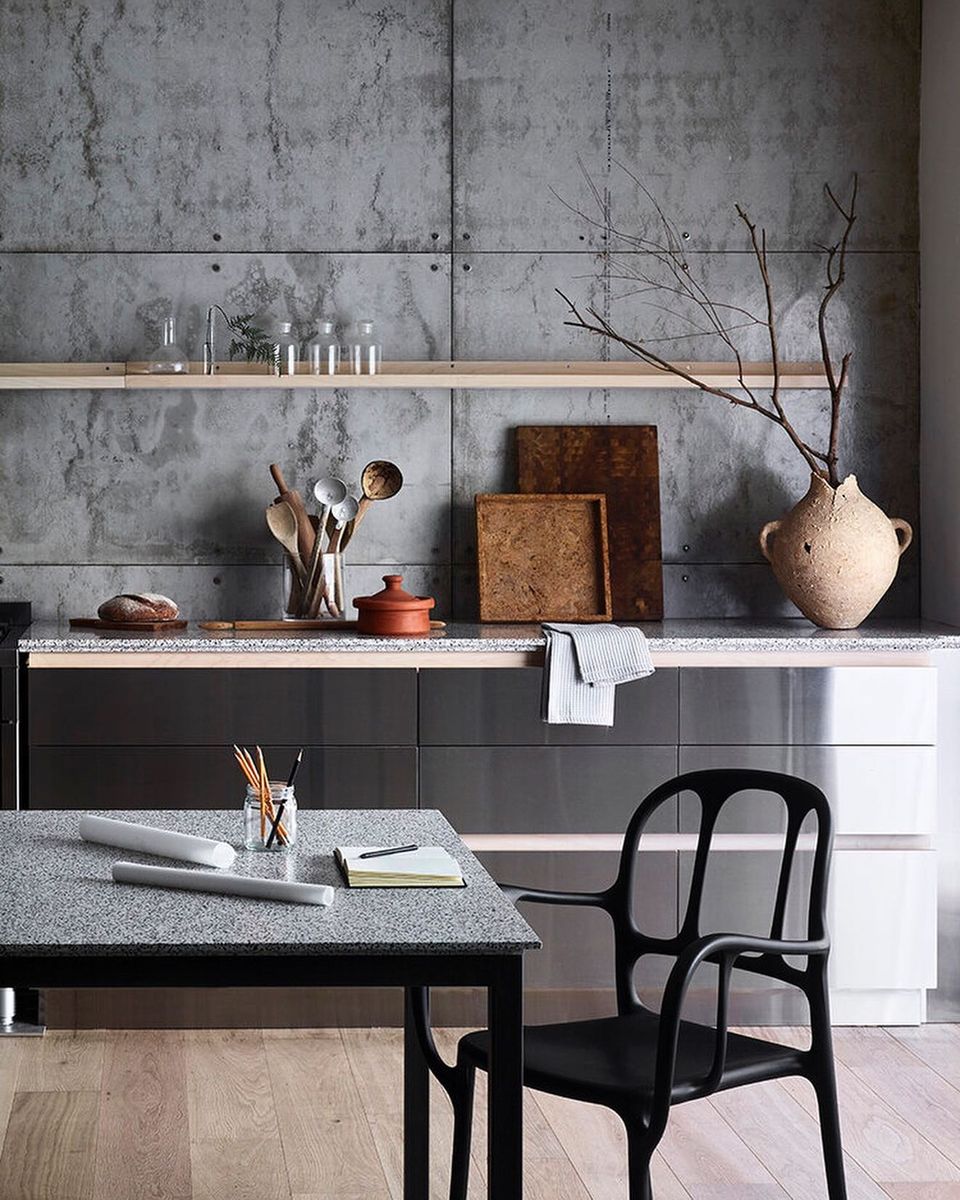 Comedor de un proyecto de tipo Cocinas cerca de Chico por Studio Shai Gil