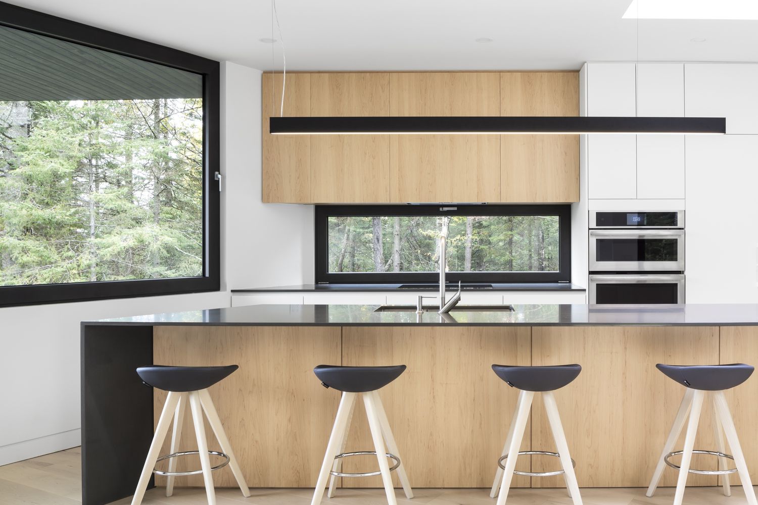 Kitchen from a Single family homes project near Montreal (Greater Montreal) by Écohabitations boréales