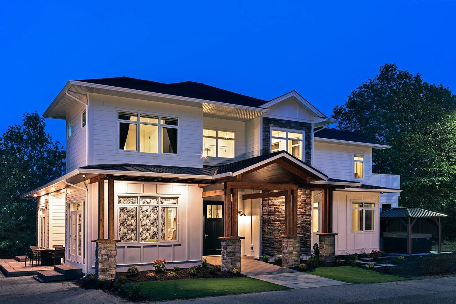 House Exterior from a Prefab and Modular Houses project near Kelowna - Okanagan by Freeport