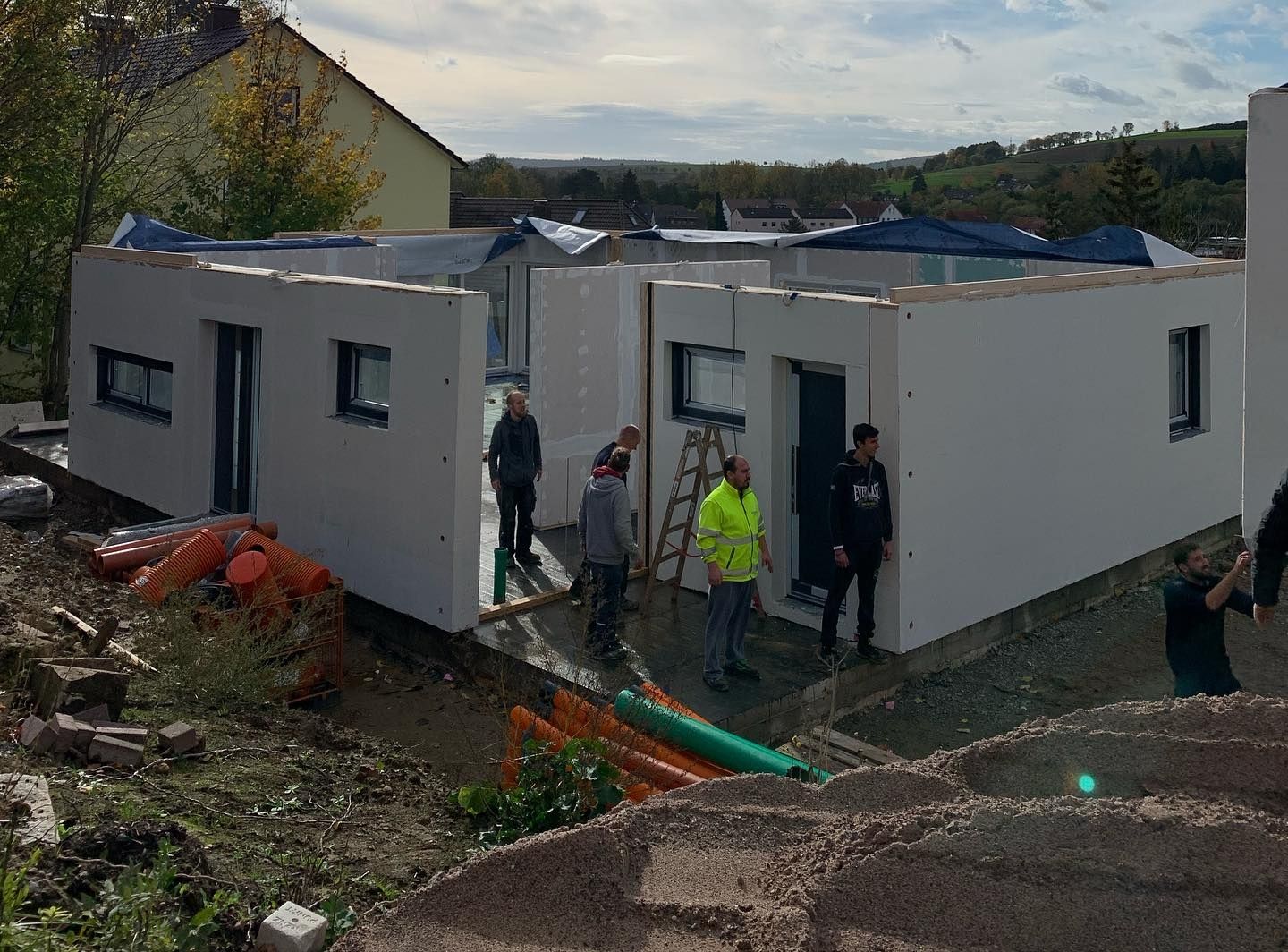 Travaux - Extérieur d'un projet de Maisons usinées et modulaires près de Whitehorse de Tree House
