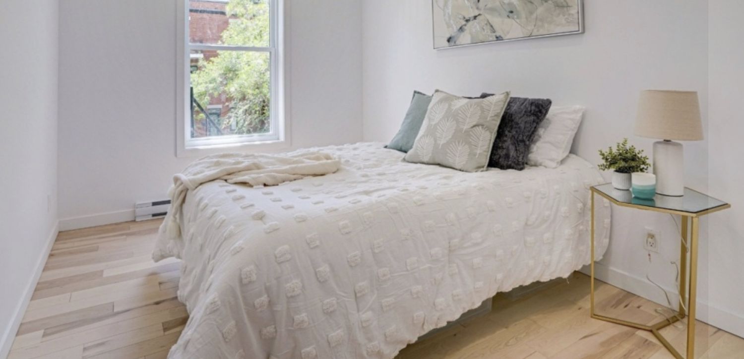 Dormitorio de un proyecto de tipo Viviendas unifamiliares cerca de Montreal (Gran Montreal) por Métrise Construction