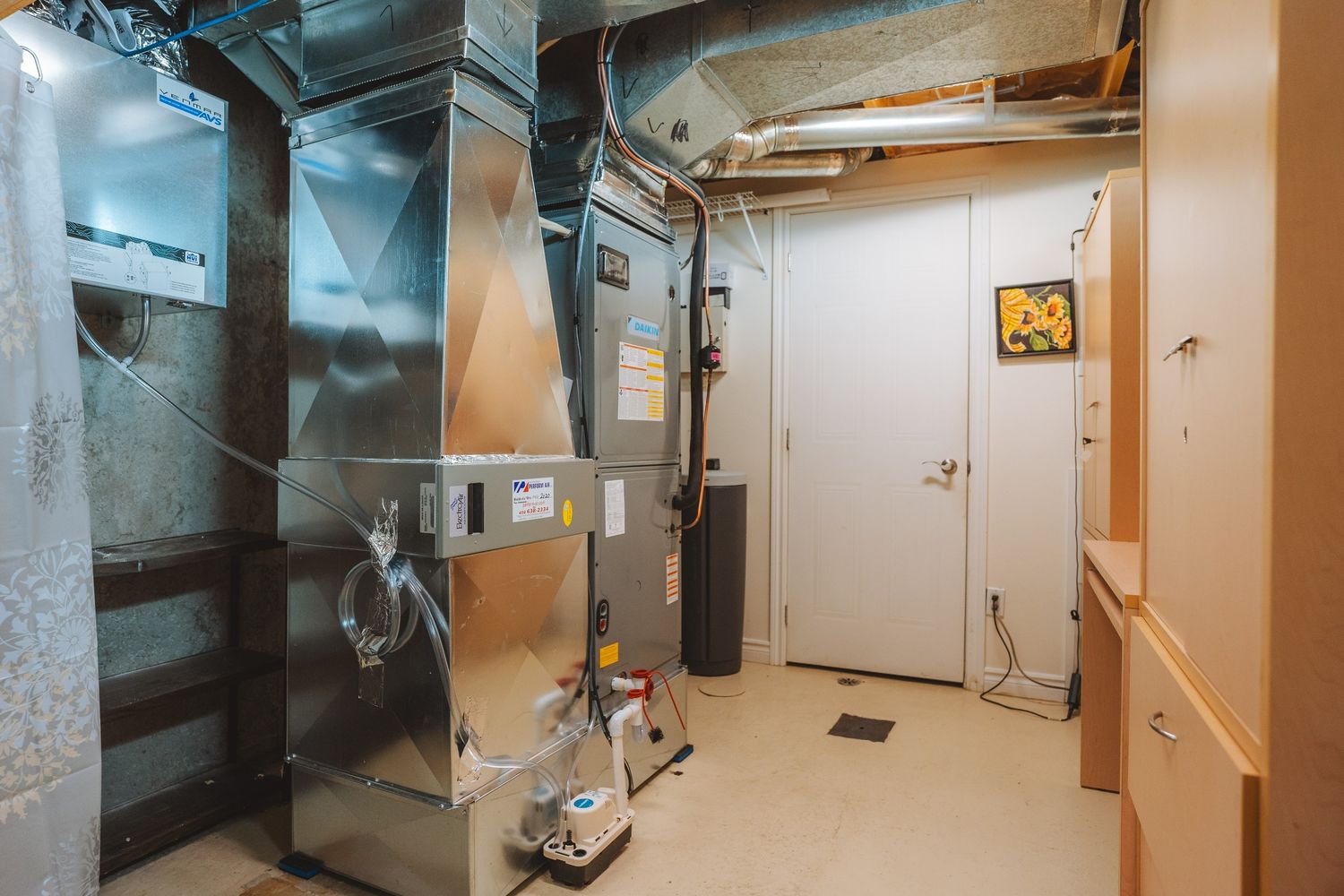 Mécanique du bâtiment d'un projet de Système de chauffage près de Montréal/Laval/Longueuil (Grand Montréal) de Les Industries Perform Air