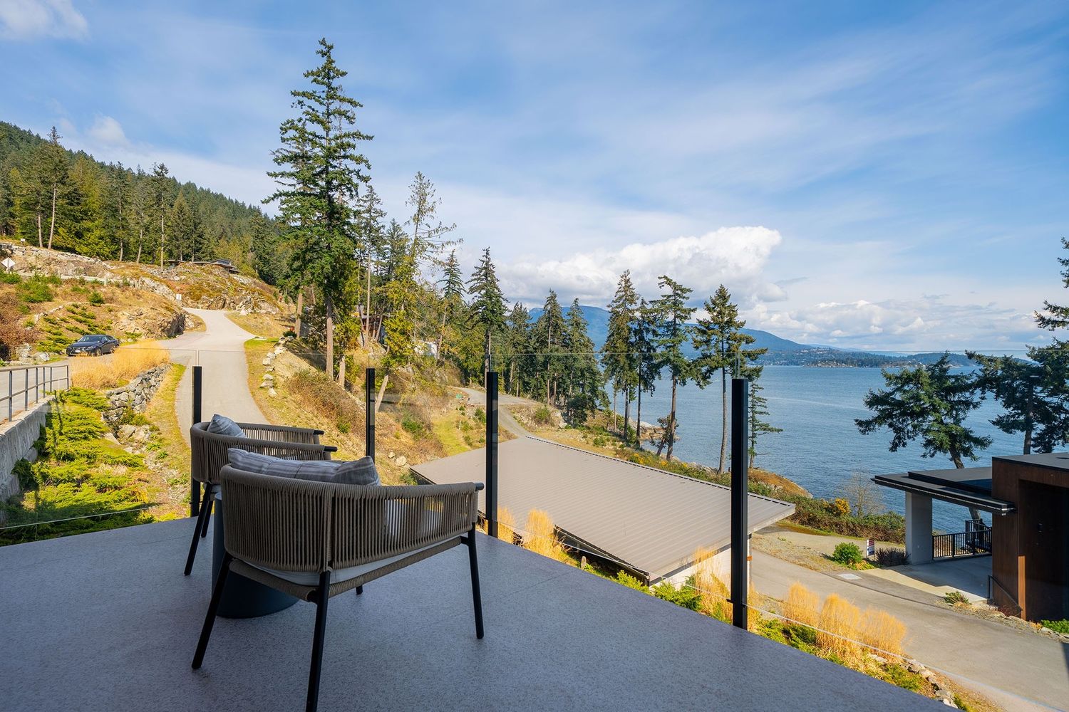  de un proyecto de tipo Viviendas unifamiliares cerca de Vancouver (Gran Vancouver) por Mary Lynn Machado Personal Real Estate Corporation
