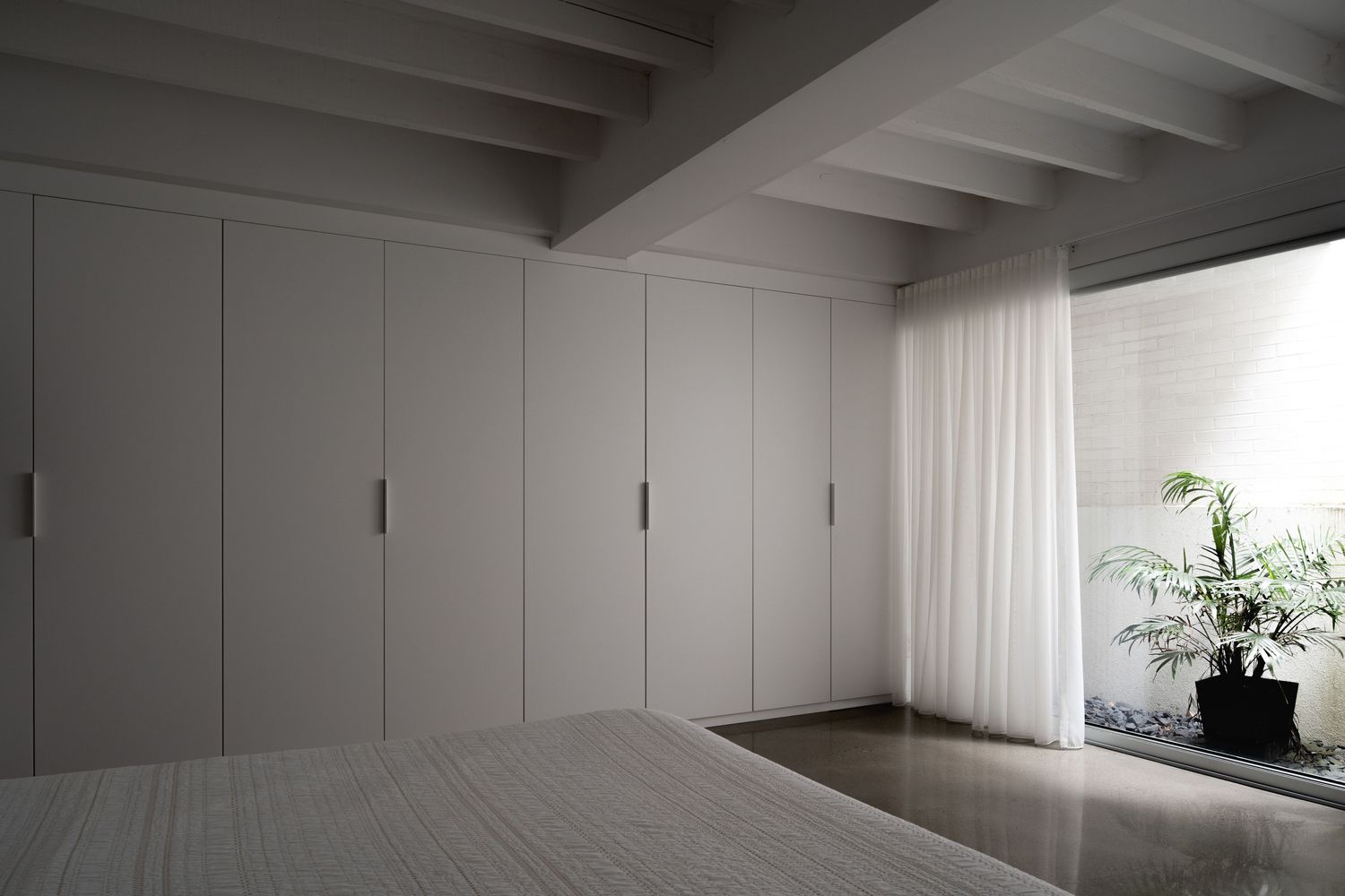 Storage & Closet from a Single family homes project near Montreal (Greater Montreal) by Paul Bernier Architecte