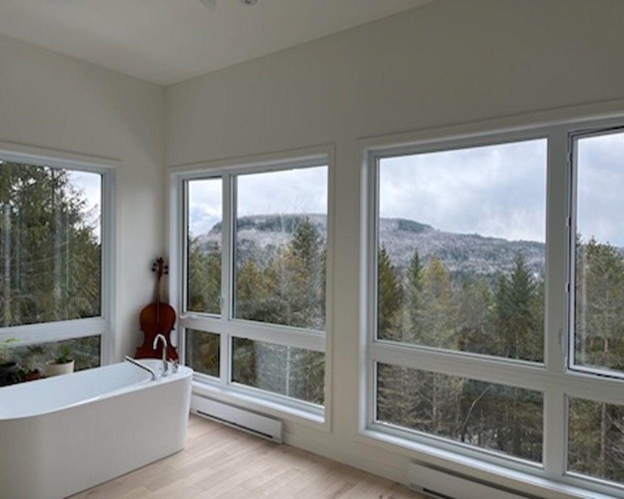 Baño completo de un proyecto de tipo Viviendas unifamiliares cerca de Joliette (Lanaudière) por Construction Youri Durand inc.