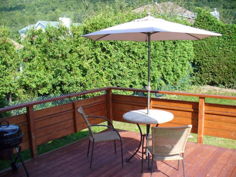 Deck & Balcony from a Single family homes project near Montreal (Greater Montreal) by Studioarch