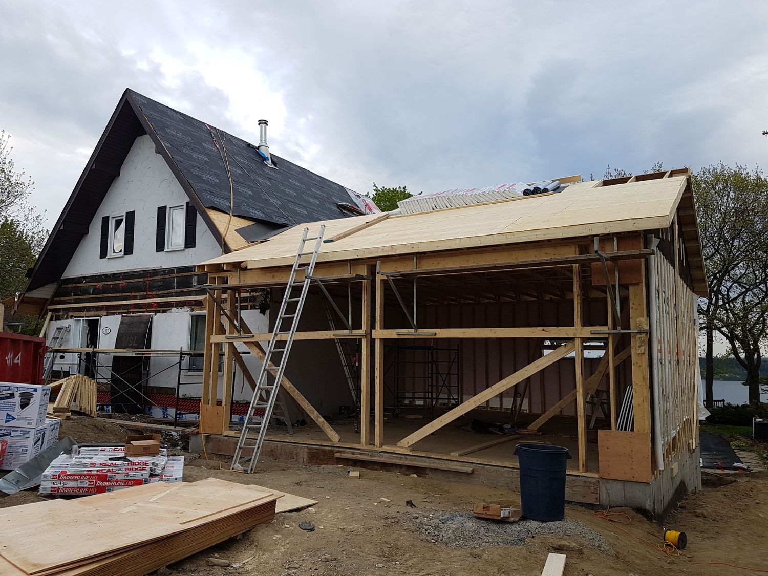 Façade avant d'un projet de Maisons unifamiliales près de Québec/Lévis (Ville de Québec) de Construction Fruga inc.