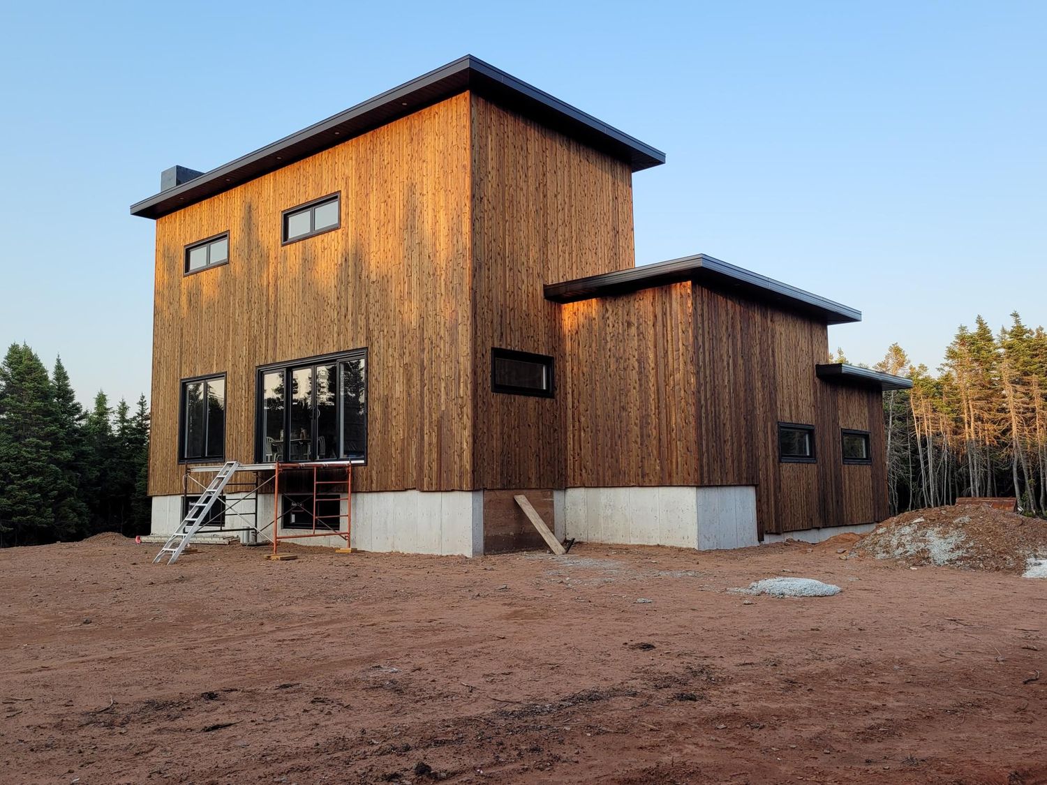 Exterior Finishes from a Single family homes project near Rimouski (Bas-Saint-Laurent) by Cèdre JD Sirois
