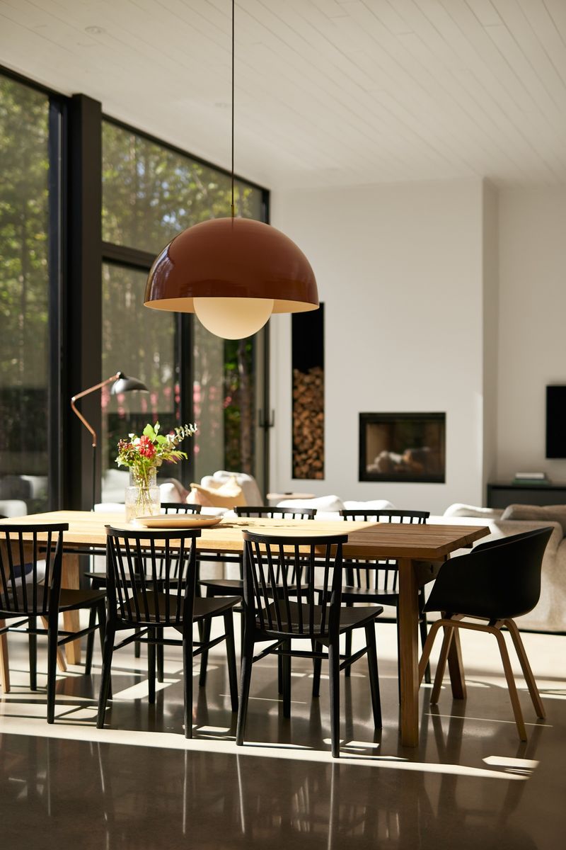Dining Room from a Single family homes project near Montreal (Greater Montreal) by GHOCHE ARCHITECTE