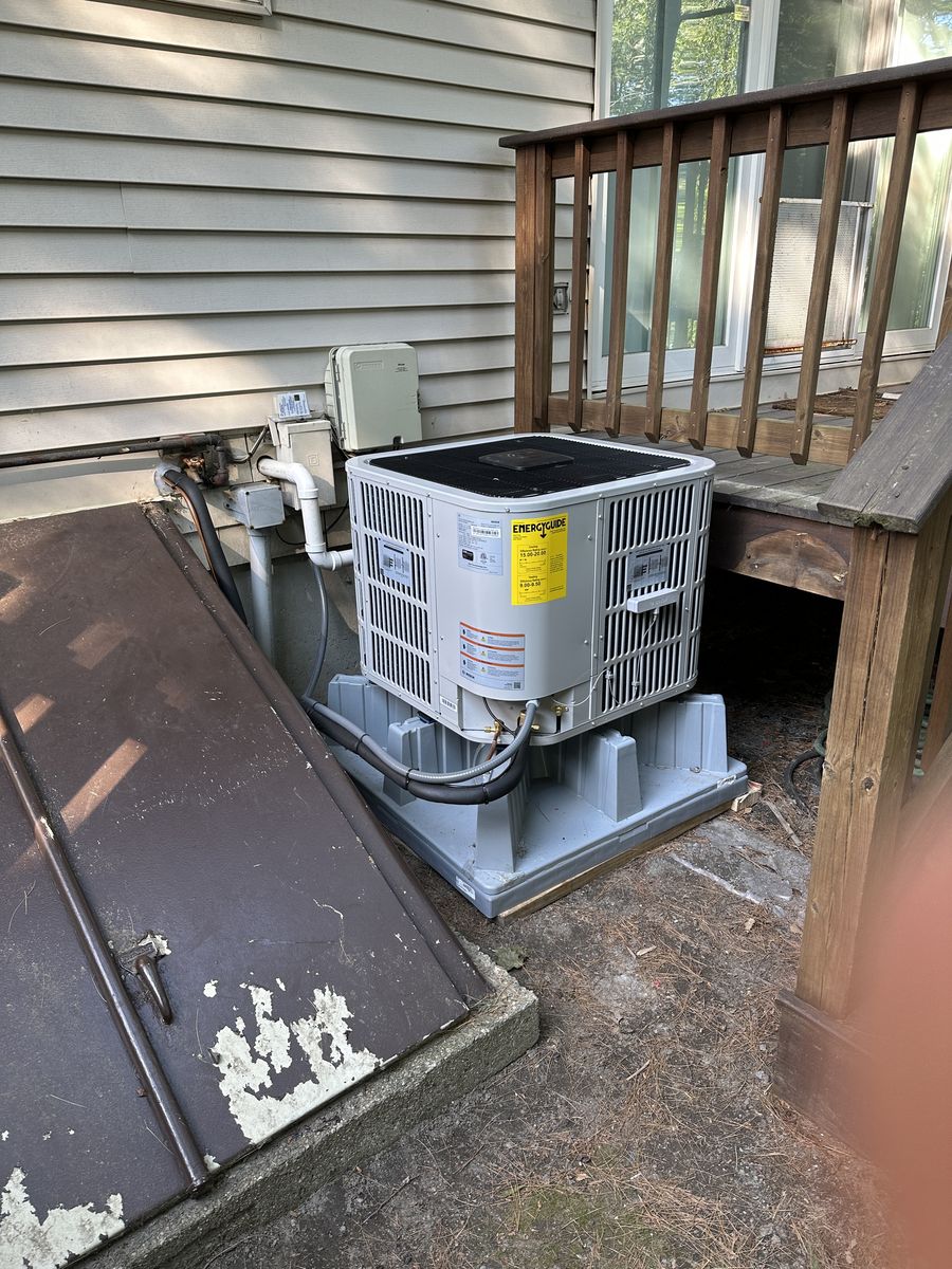 Mécanique du bâtiment d'un projet de Mécanique du batîment près de Boston de Accurate Hvac LLC