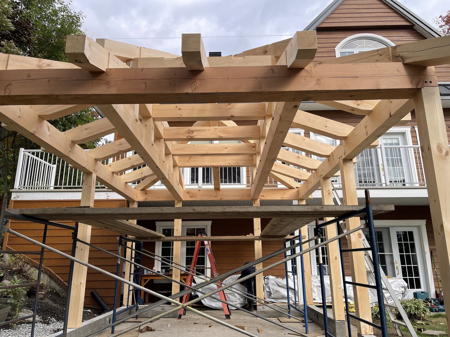 Construcción de muros de un proyecto de tipo Patios, pérgolas y gazebos cerca de Sherbrooke (Estrie) por Construction Latulippe