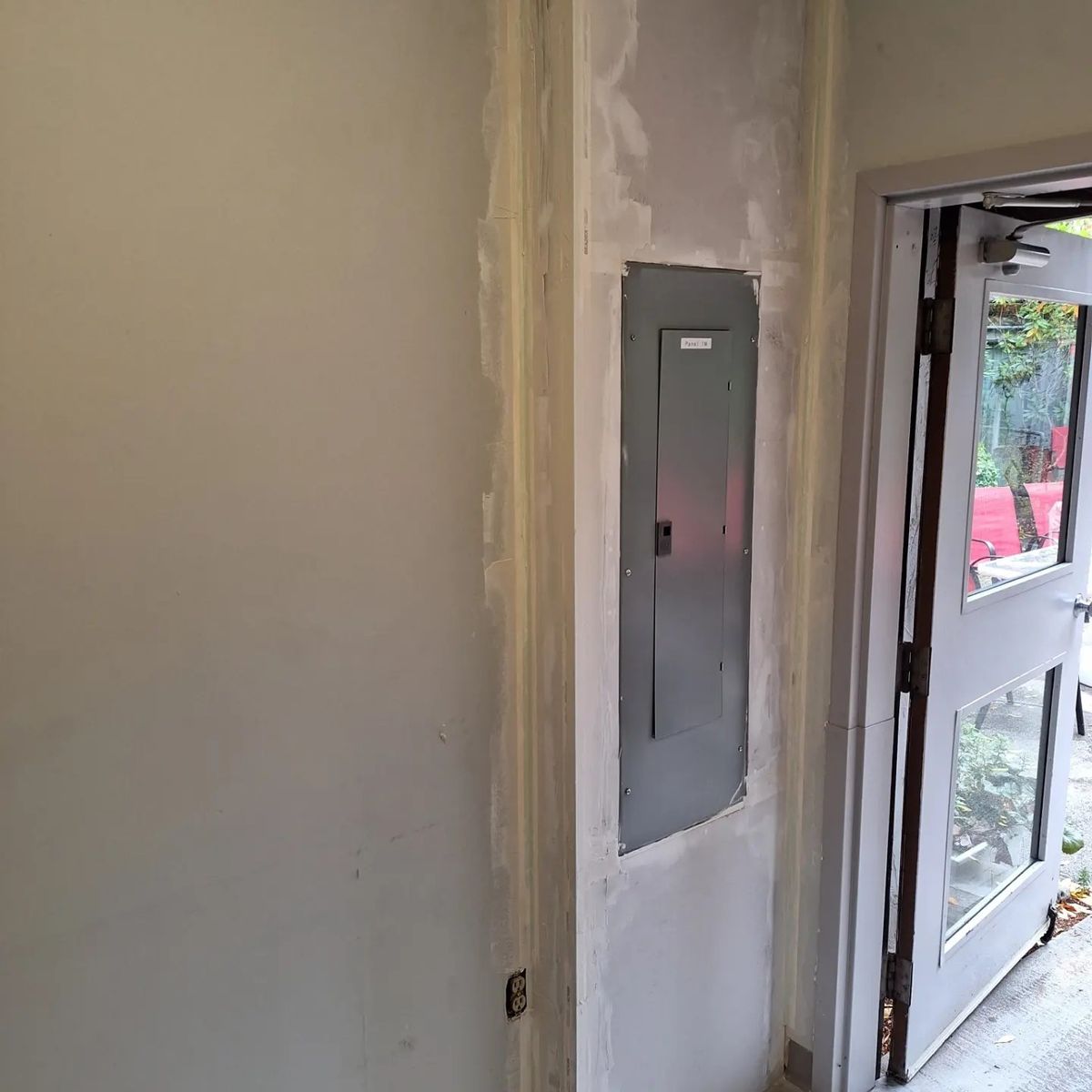 Building mechanicals from a Mechanical Systems project near Vancouver (Greater Vancouver) by Homeward Heating & Cooling