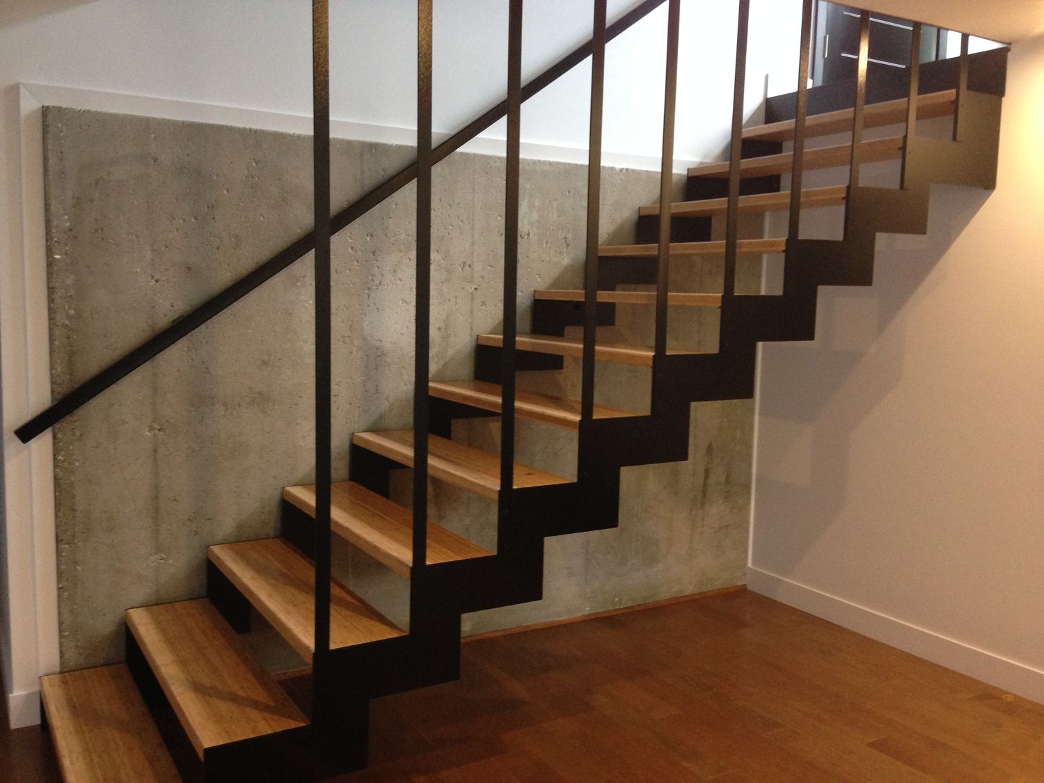 Staircase from a Staircases project near Saint-Jean-sur-Richelieu (Montérégie) by Construction Expert