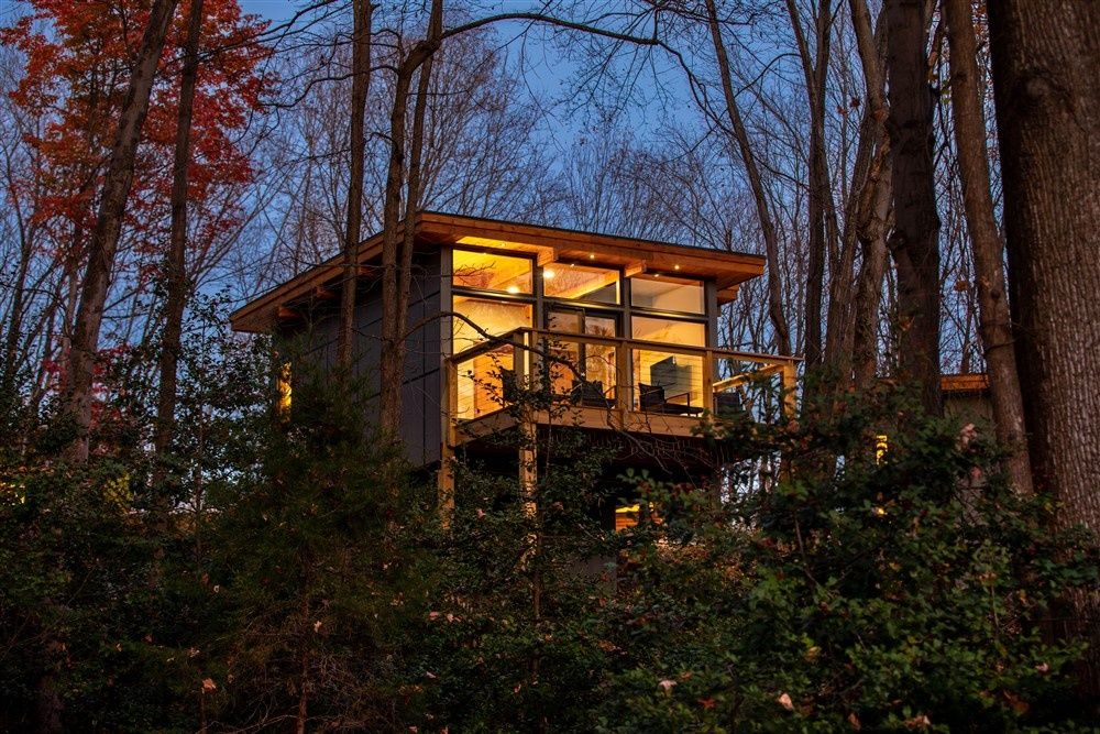 House Exterior from a Accessory Dwelling Units (ADUs) project near Mendocino County by Lindal Cedar Homes