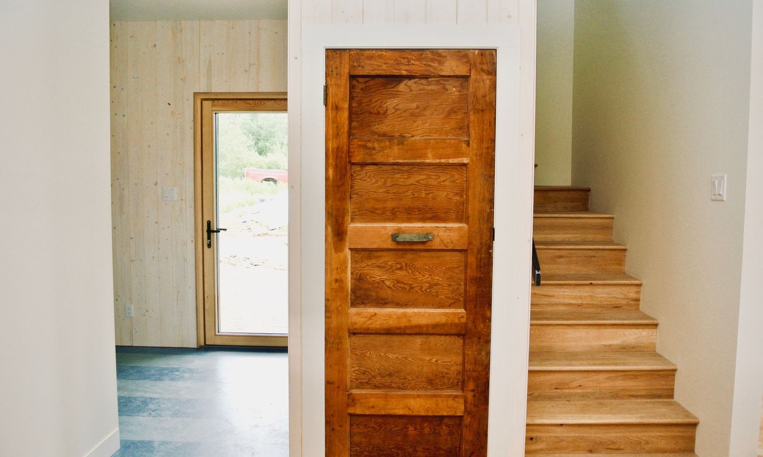Hall from a Single family homes project near Granby - Bromont - Cowansville by Rocket Construction