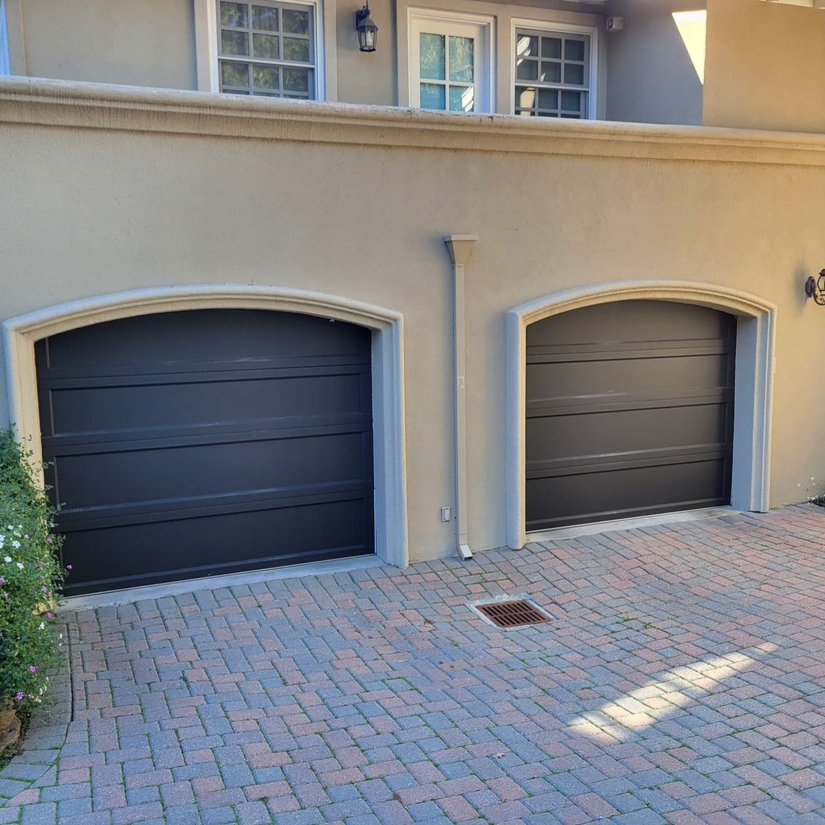  de un proyecto de tipo Puertas de garaje cerca de Bahía de San Francisco por Gils Garage Doors and Gates