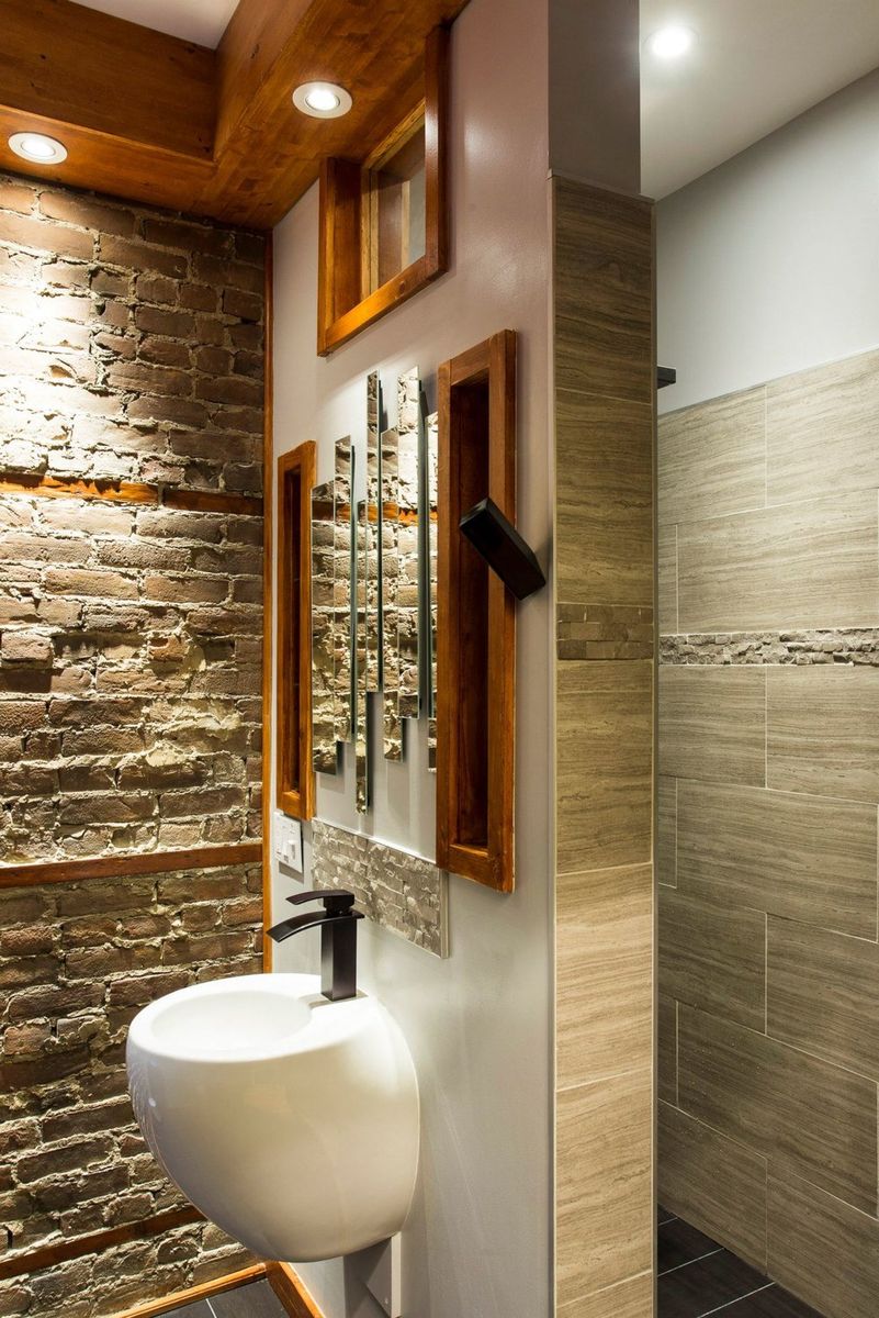 Bathroom from a Home extensions project near Montreal (Greater Montreal) by psb