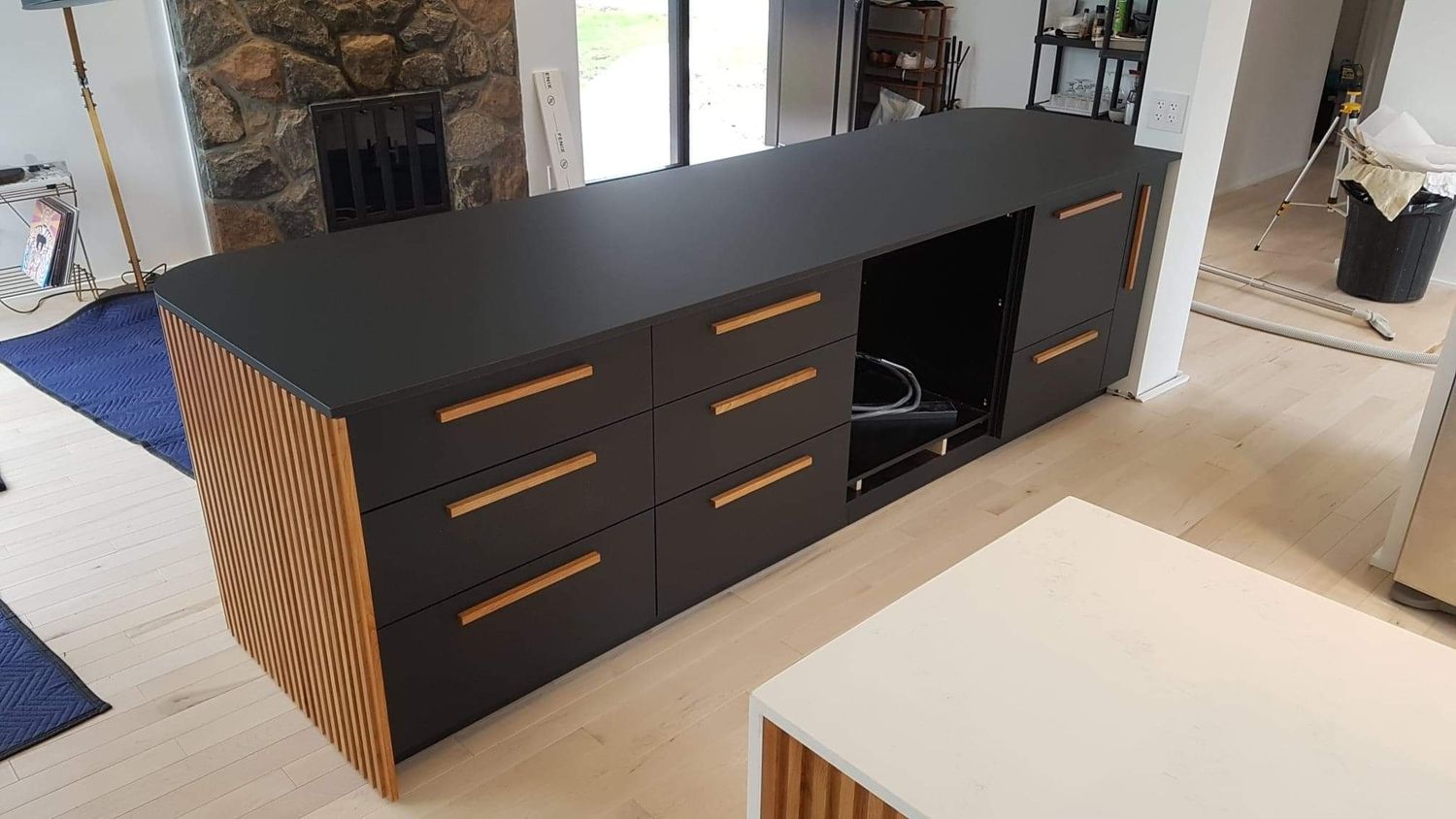Travaux - Intérieur d'un projet de Armoires de cuisine près de Montréal/Laval/Longueuil (Grand Montréal) de MATPEL ébénisterie écologique inc.