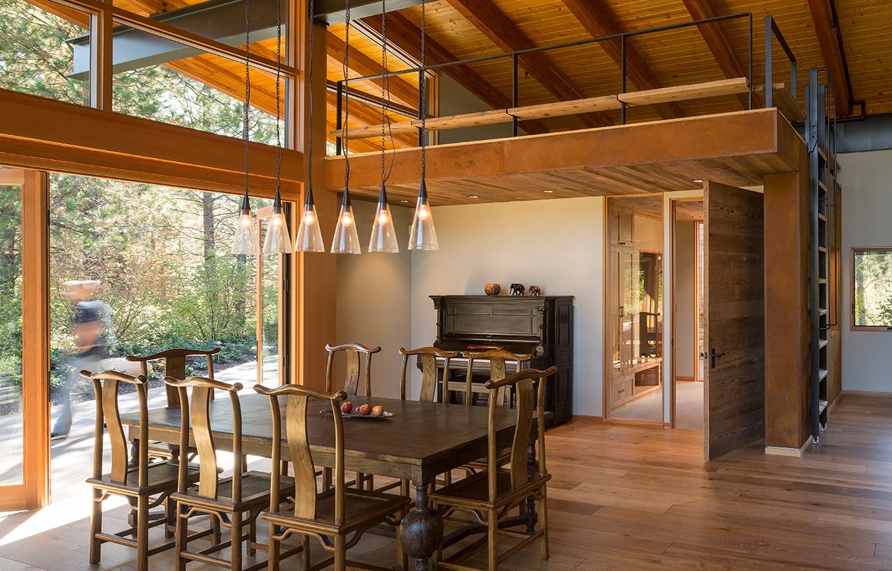 Salle à manger d'un projet de Maisons unifamiliales près de Bellingham de Coates Design Inc.