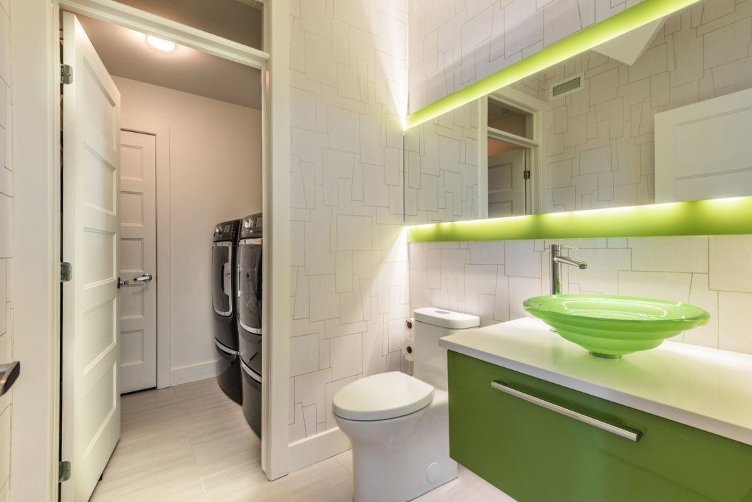 Baño completo de un proyecto de tipo Viviendas unifamiliares cerca de Montreal (Gran Montreal) por D.SAINT design