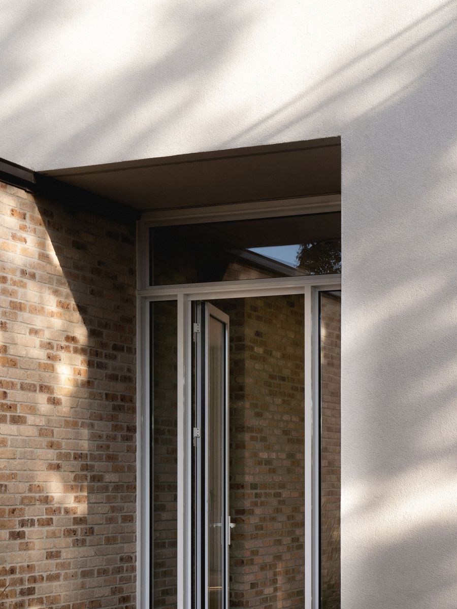 Porch from a Single family homes project near Montreal (Greater Montreal) by Paul Bernier Architecte
