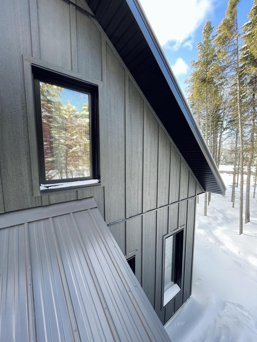 Toit et entretoit d'un projet de Maisons unifamiliales près de Rimouski (Bas-Saint-Laurent) de ORIGINE Écoconstruction inc.