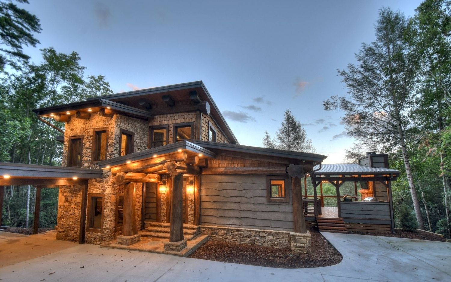  from a Single family homes project near Montreal (Greater Montreal) by Westlogs Handcrafted Log Homes