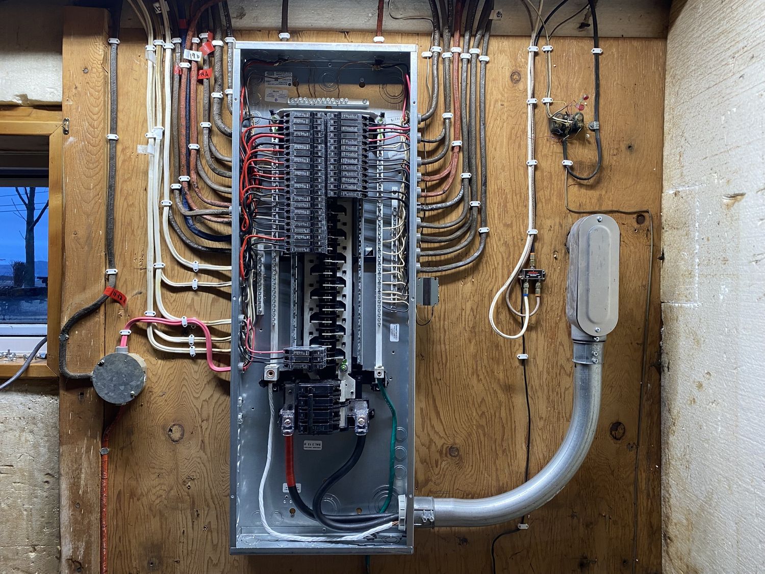 Instalaciones mecánicas de un proyecto de tipo Entradas eléctricas cerca de Rimouski (Bas-Saint-Laurent) por Groupe Caillouette & Associés inc