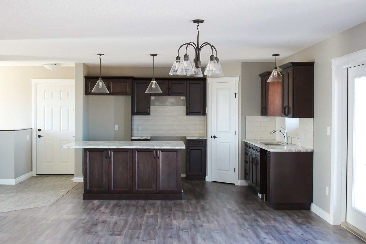 Travaux - Intérieur d'un projet de Maisons usinées et modulaires près de Calgary de Nelson Homes