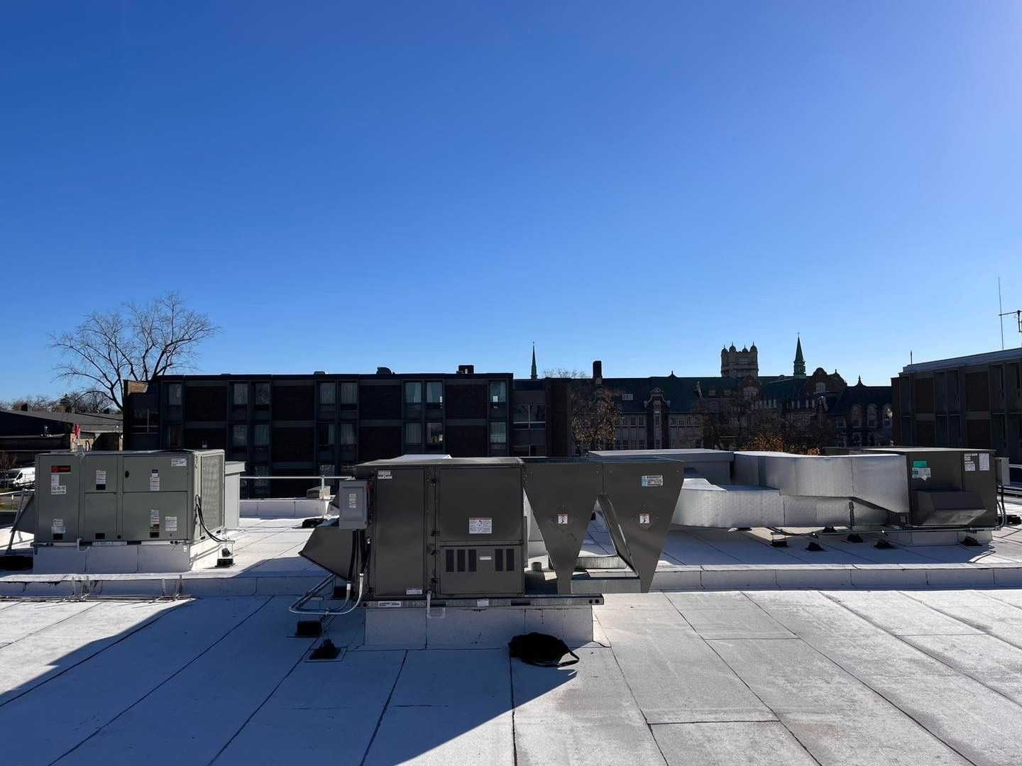 Building mechanicals from a Heating system project near Montreal (Greater Montreal) by Les Industries Perform Air