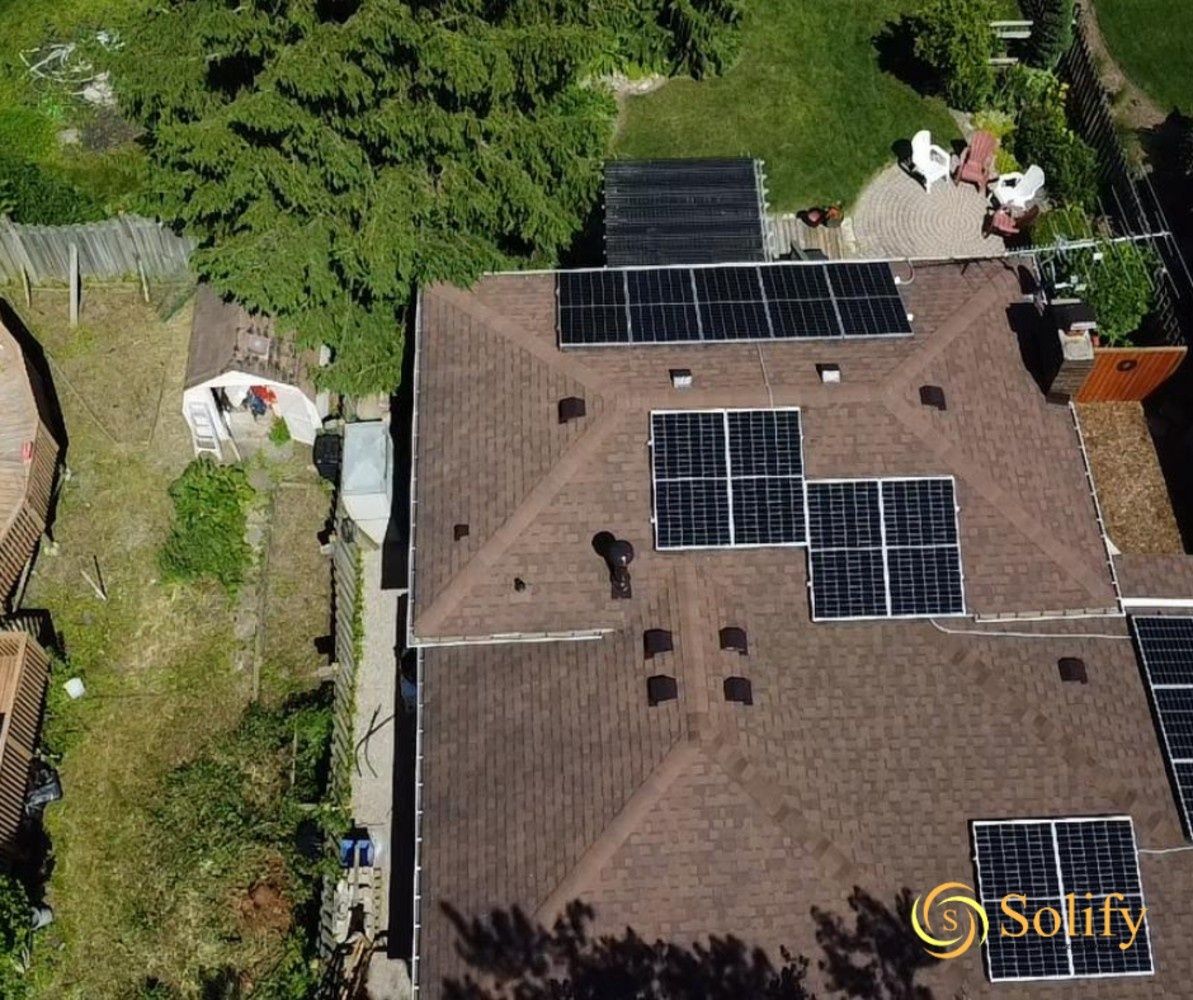  de un proyecto de tipo Paneles solares fotovoltaicos cerca de Toronto (Área metropolitana de Toronto) por Solify