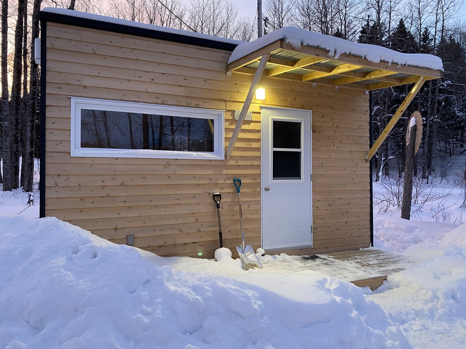 House Exterior from a Tiny Houses project near Rimouski (Bas-Saint-Laurent) by CAMM Construction