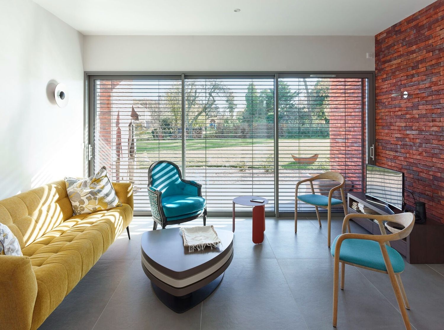 Sala de un proyecto de tipo Viviendas unifamiliares cerca de Saona y Loira (71) por Naos Atelier d’Architecture