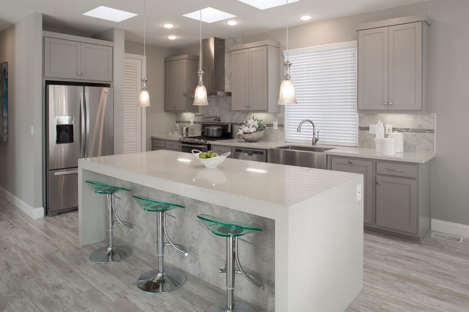 Cuisine d'un projet de Maisons usinées et modulaires près de Fresno - Madera - Hanford de Venust Homes