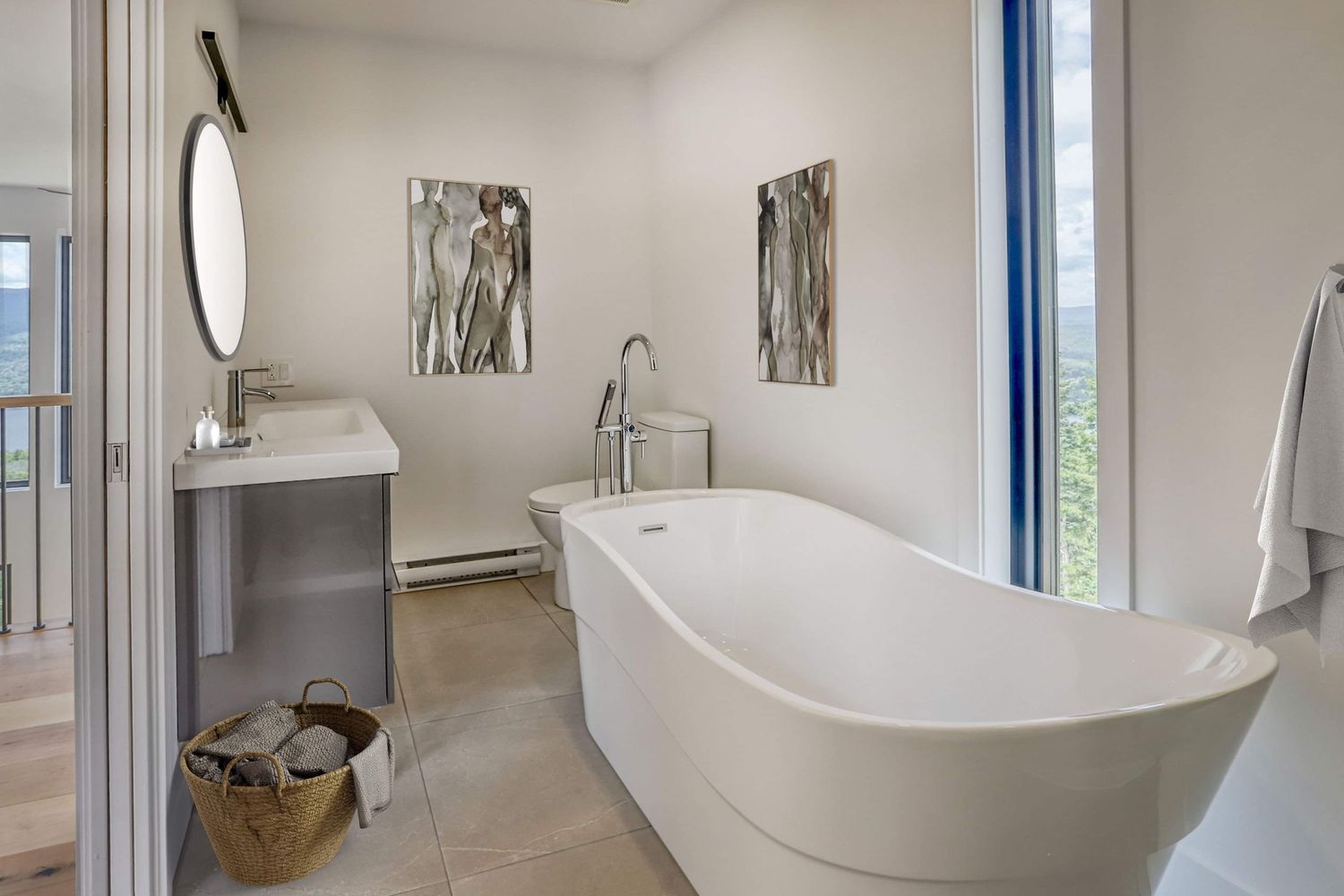 Salle de bain d'un projet de Maisons unifamiliales près de Joliette (Lanaudière) de Les Constructions du Patrimoine J.S. INC.
