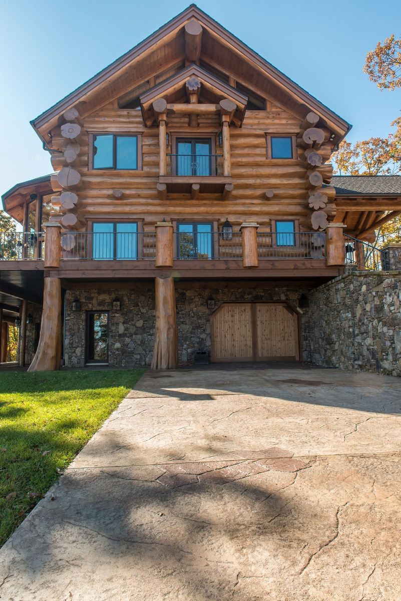  from a Single family homes project near Montreal (Greater Montreal) by Westlogs Handcrafted Log Homes