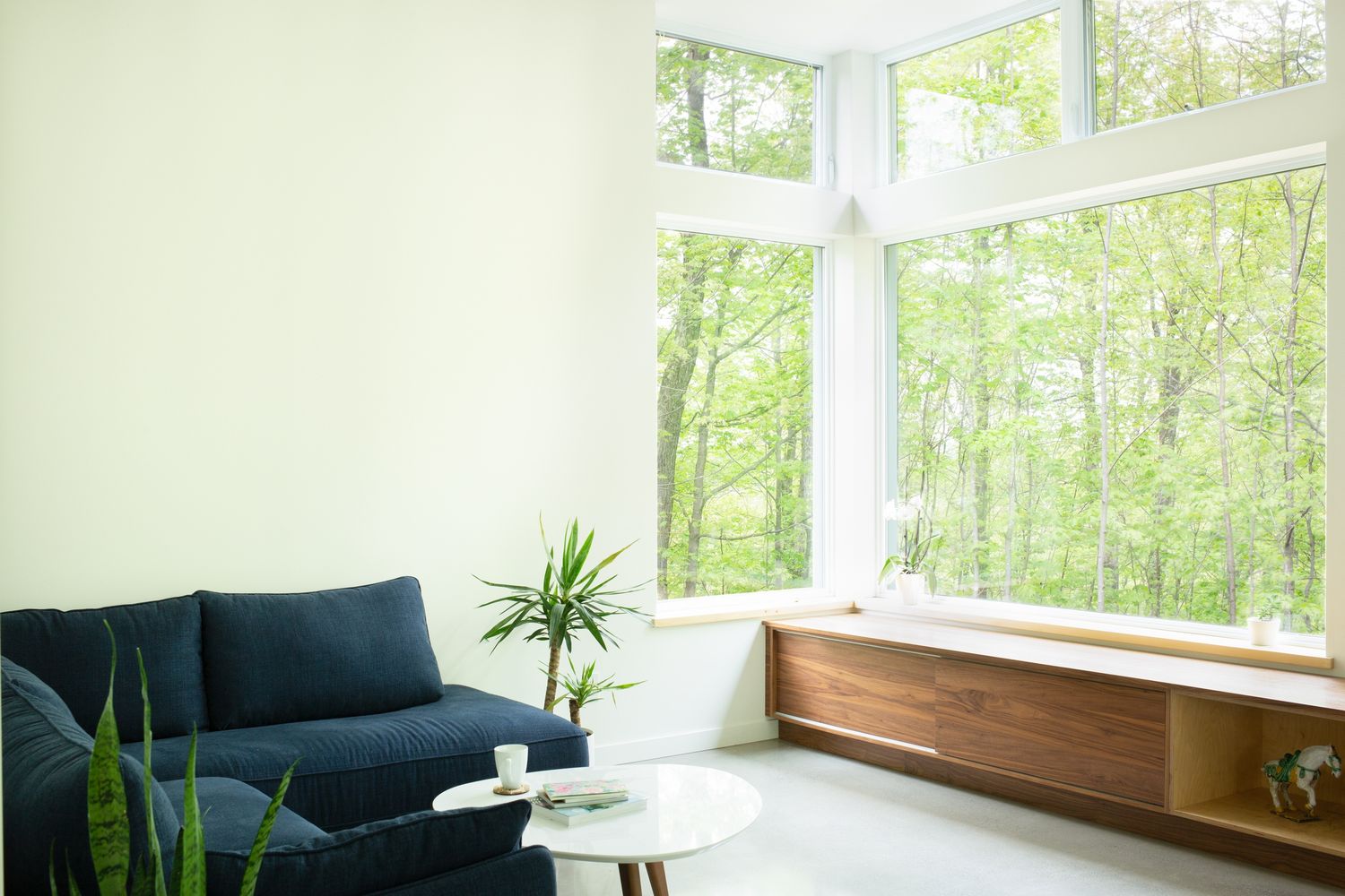 Living Room from a Single family homes project near Sherbrooke (Estrie) by UrbanEco Construction