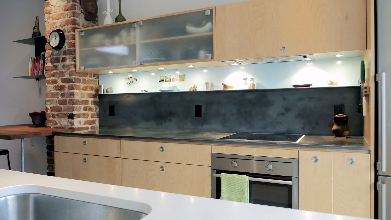 Kitchen from a Kitchens project near Montreal (Greater Montreal) by À l' Aube - Design Studio & Kitchen Specialist