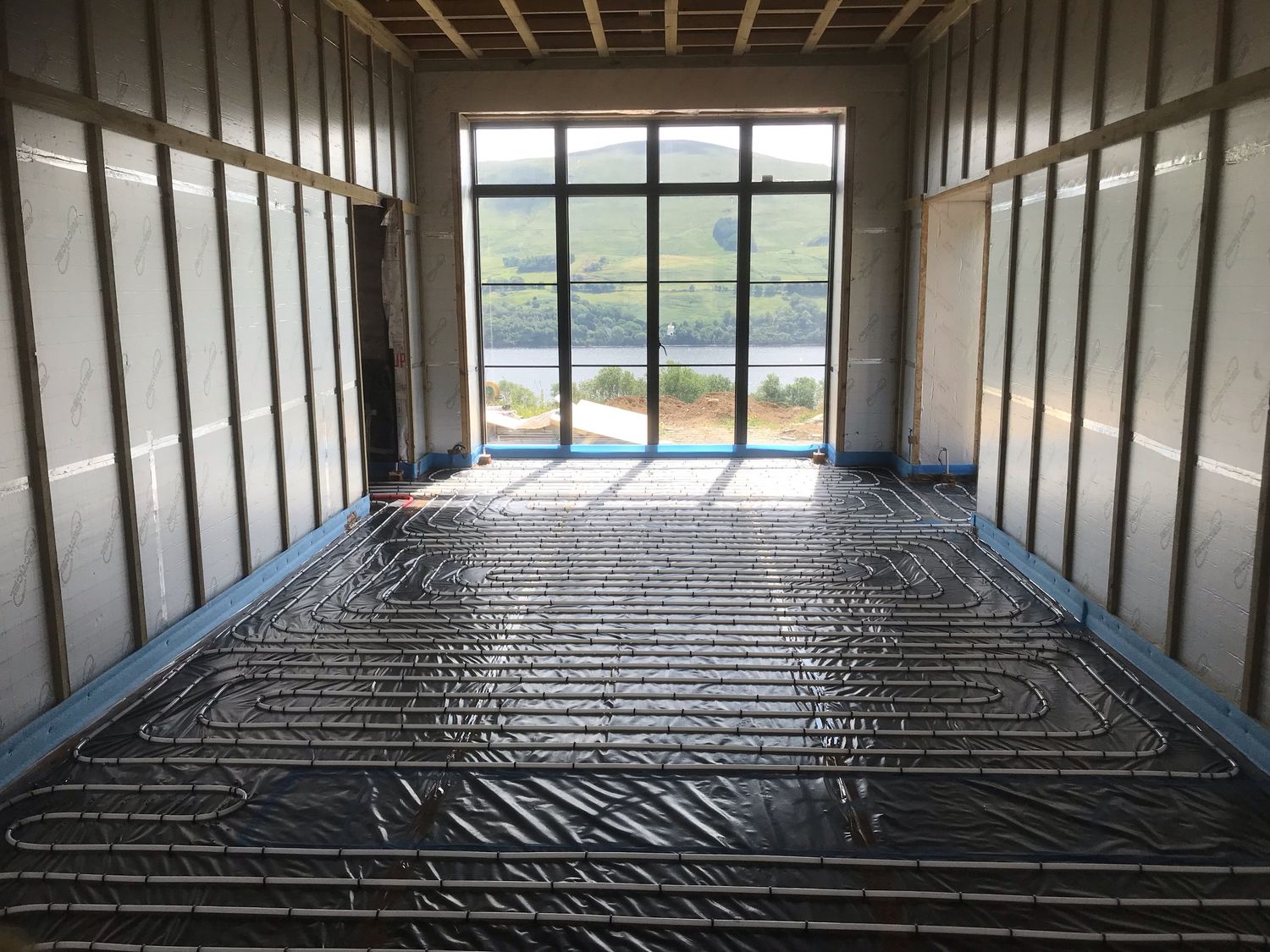Travaux - Intérieur d'un projet de Planchers chauffants hydroniques près de New York-Newark-Jersey City de Next Level Underfloor Heating and Screed Solutions