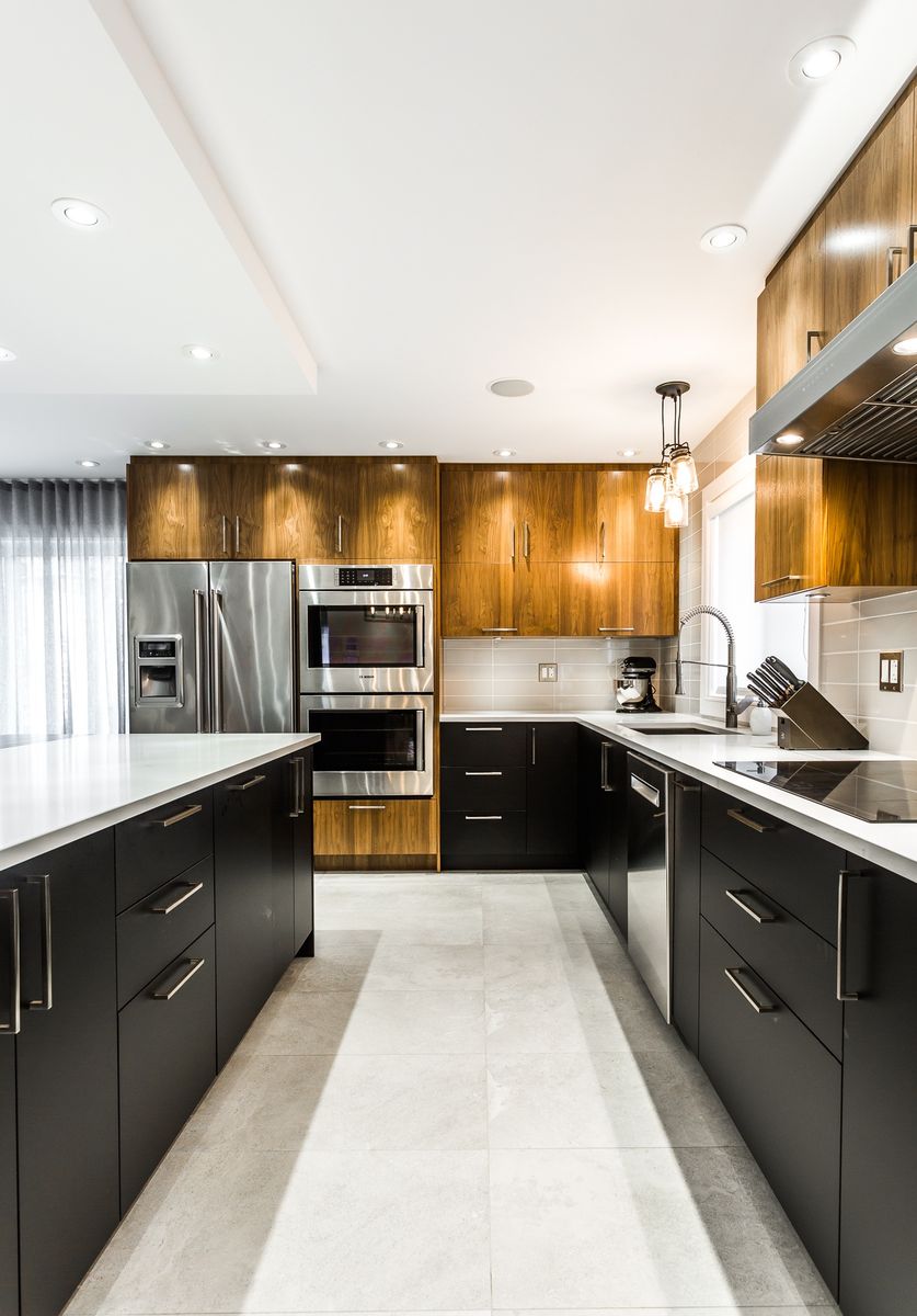 Cocina de un proyecto de tipo Diseño de interiores y distribución cerca de Montreal (Gran Montreal) por Mara Design
