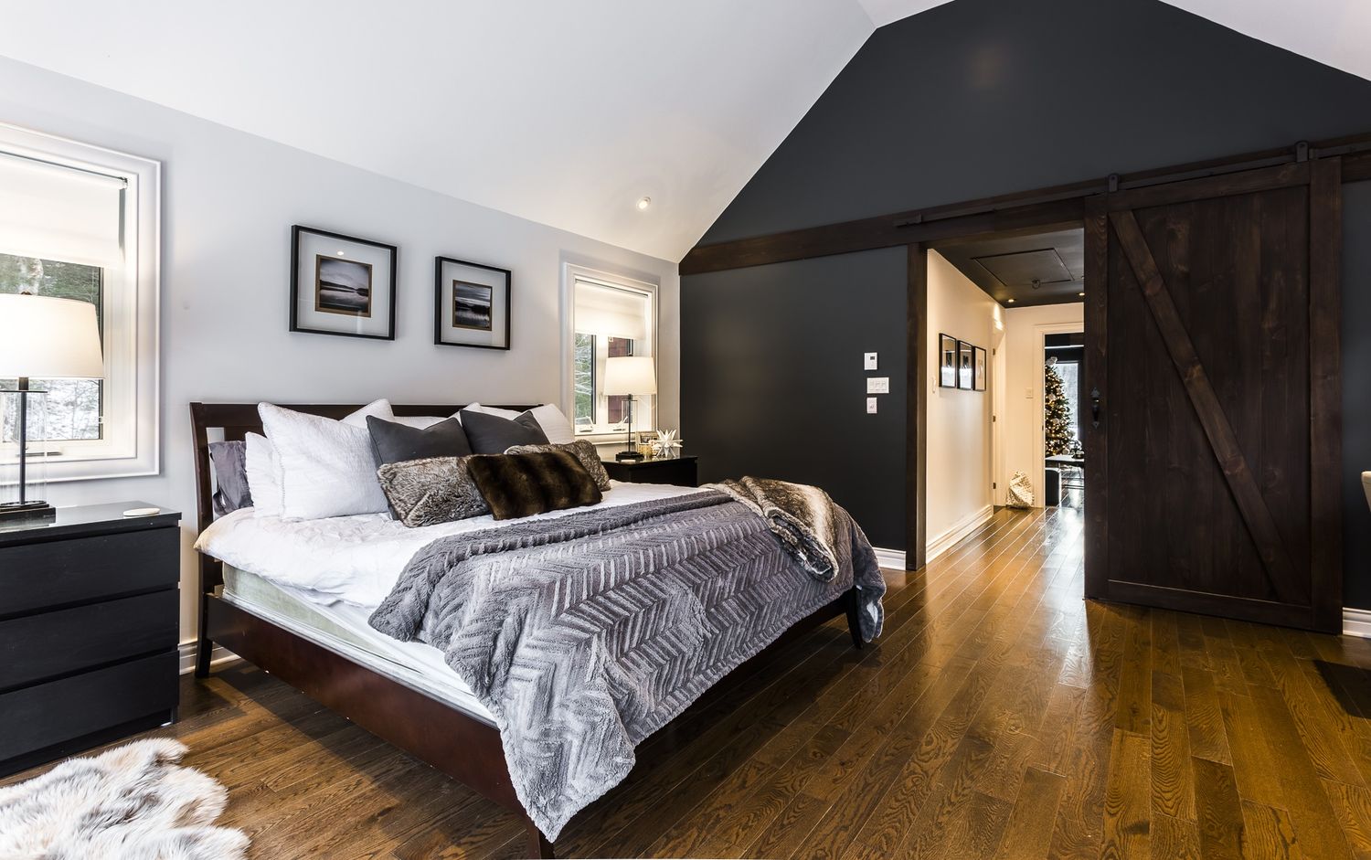 Chambre d'un projet de Agrandissements de maison près de Saint-Jérôme/Blainville (Laurentides) de Mara Design
