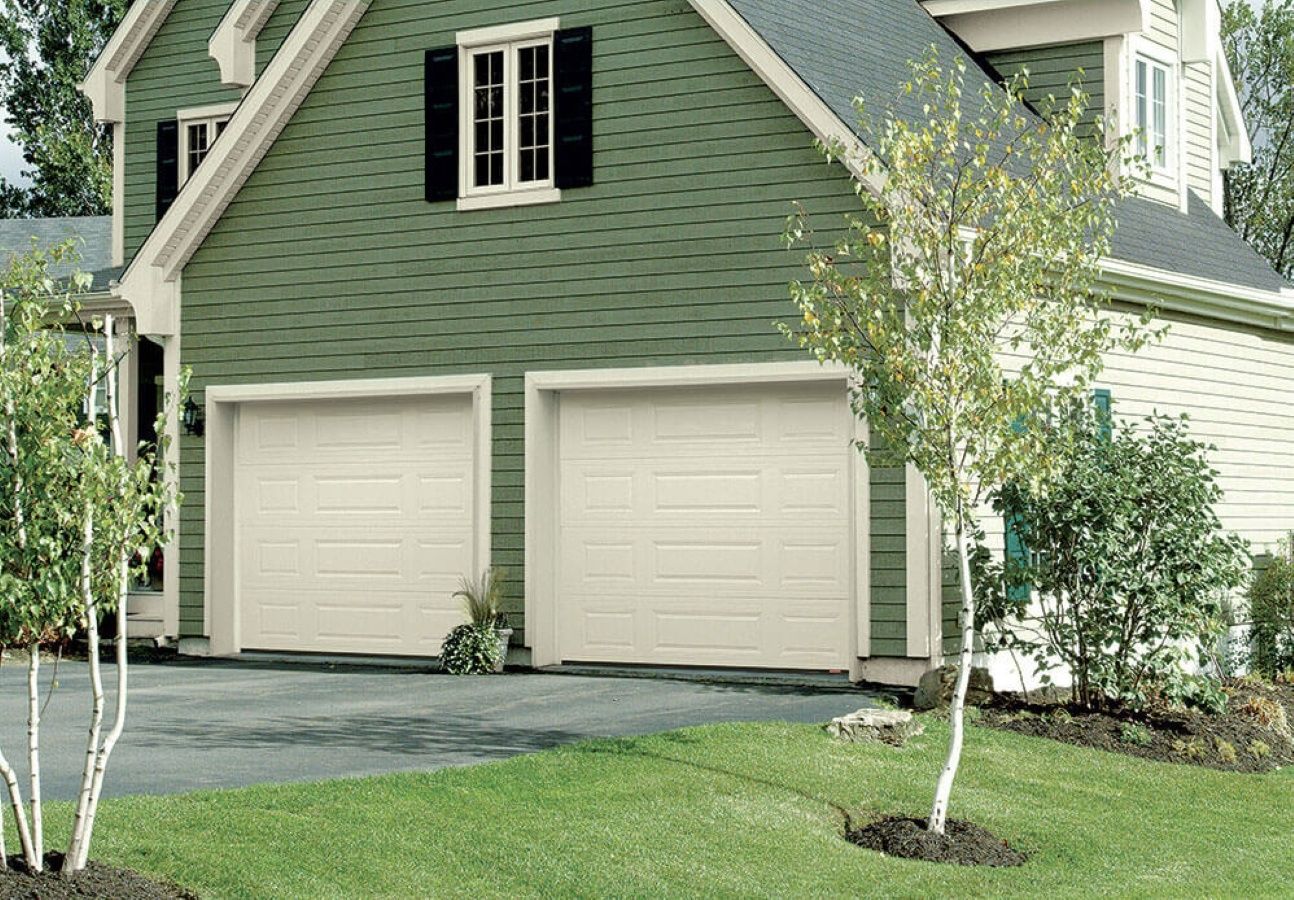Garage & Shed from a Garage doors project near Montreal (Greater Montreal) by Portes de garage St-Jérôme