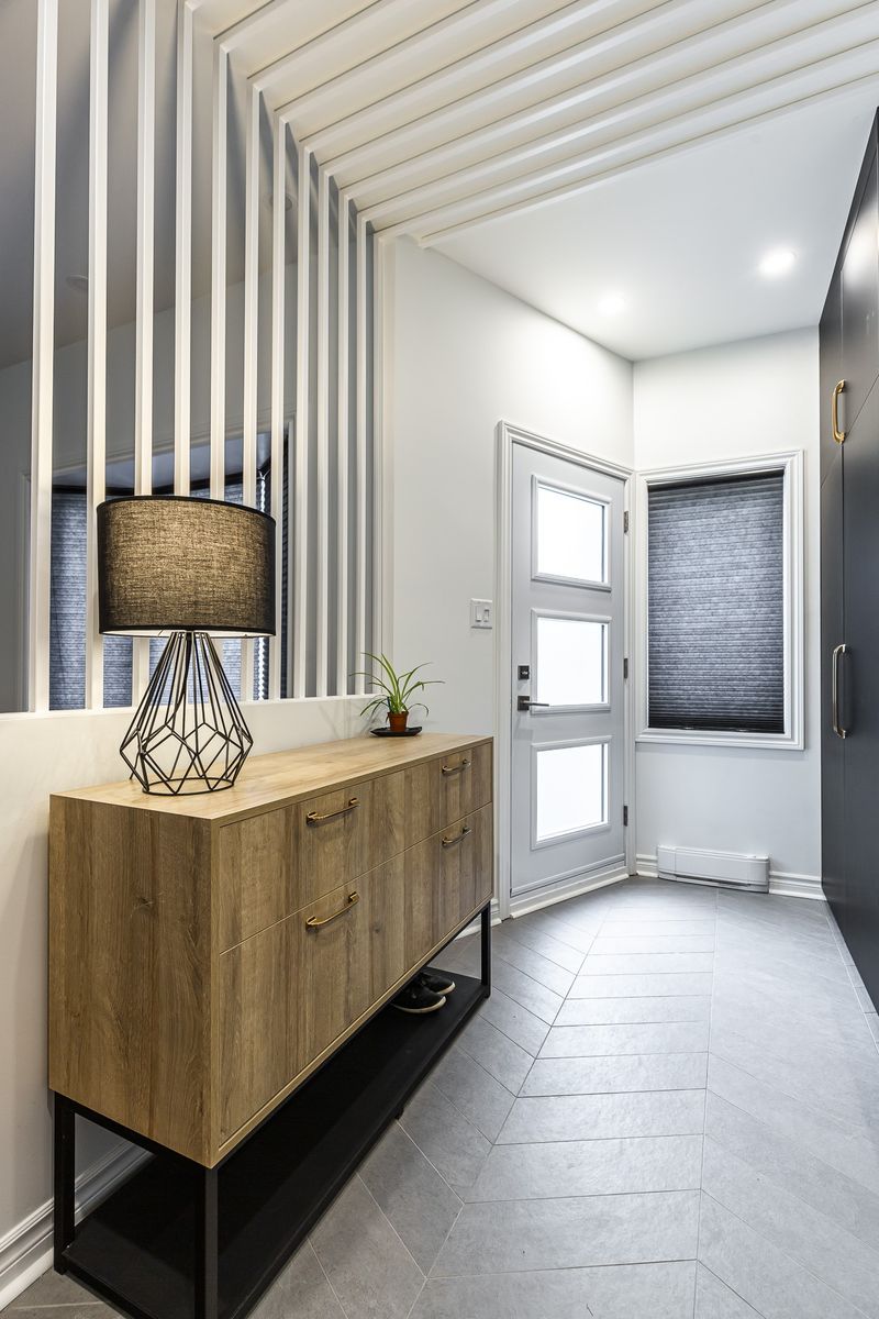 Entry Hall from a Single family homes project near Montreal (Greater Montreal) by Mara Design
