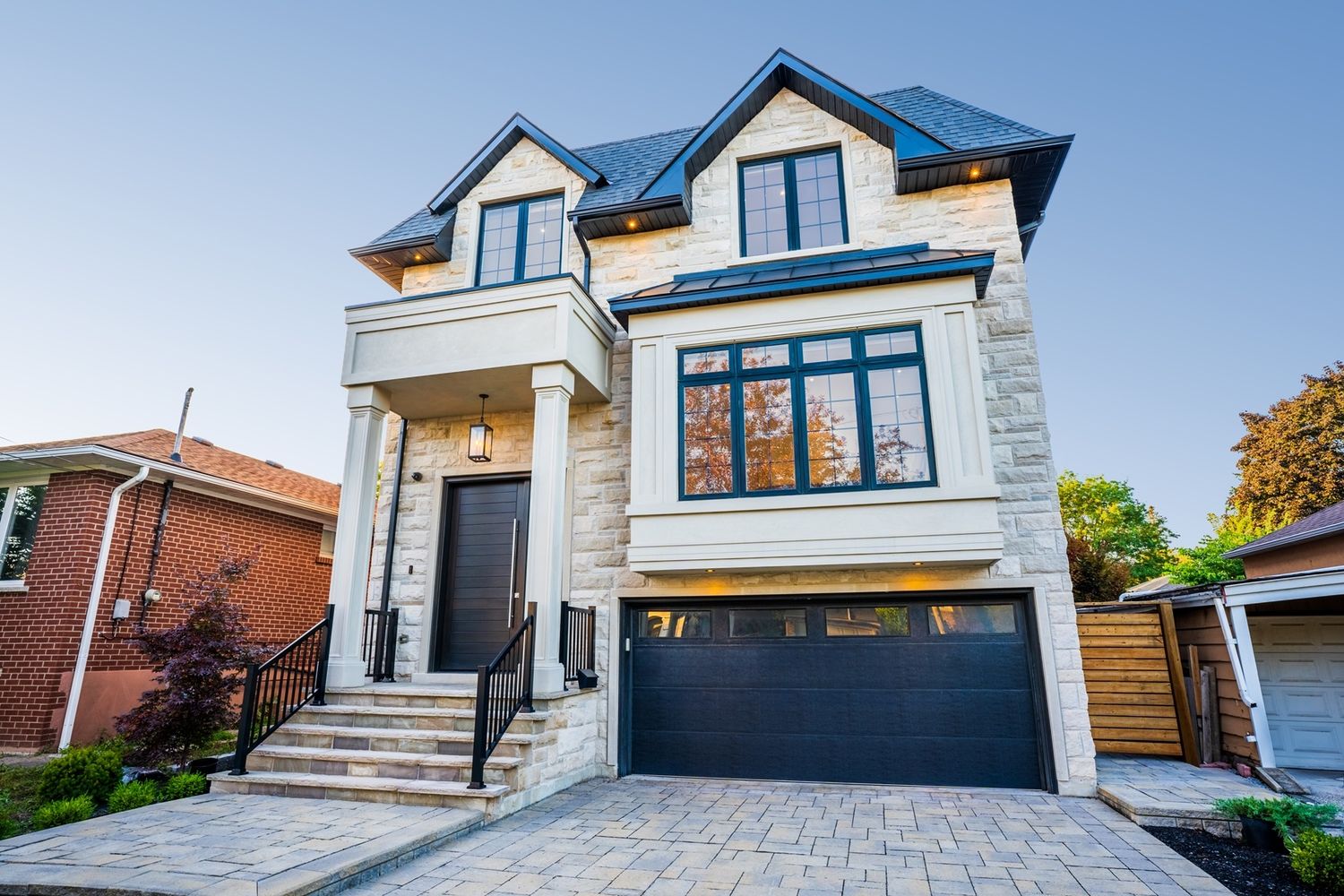 House Exterior from a Single family homes project near Toronto (Greater Toronto) by Avvio Fine Homes