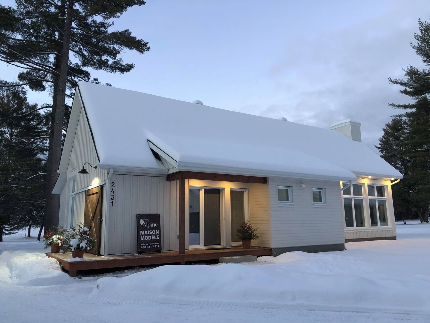 House Exterior from a Real Estate Developments project near Saint-Jerome (Laurentides) by Tessar constructions