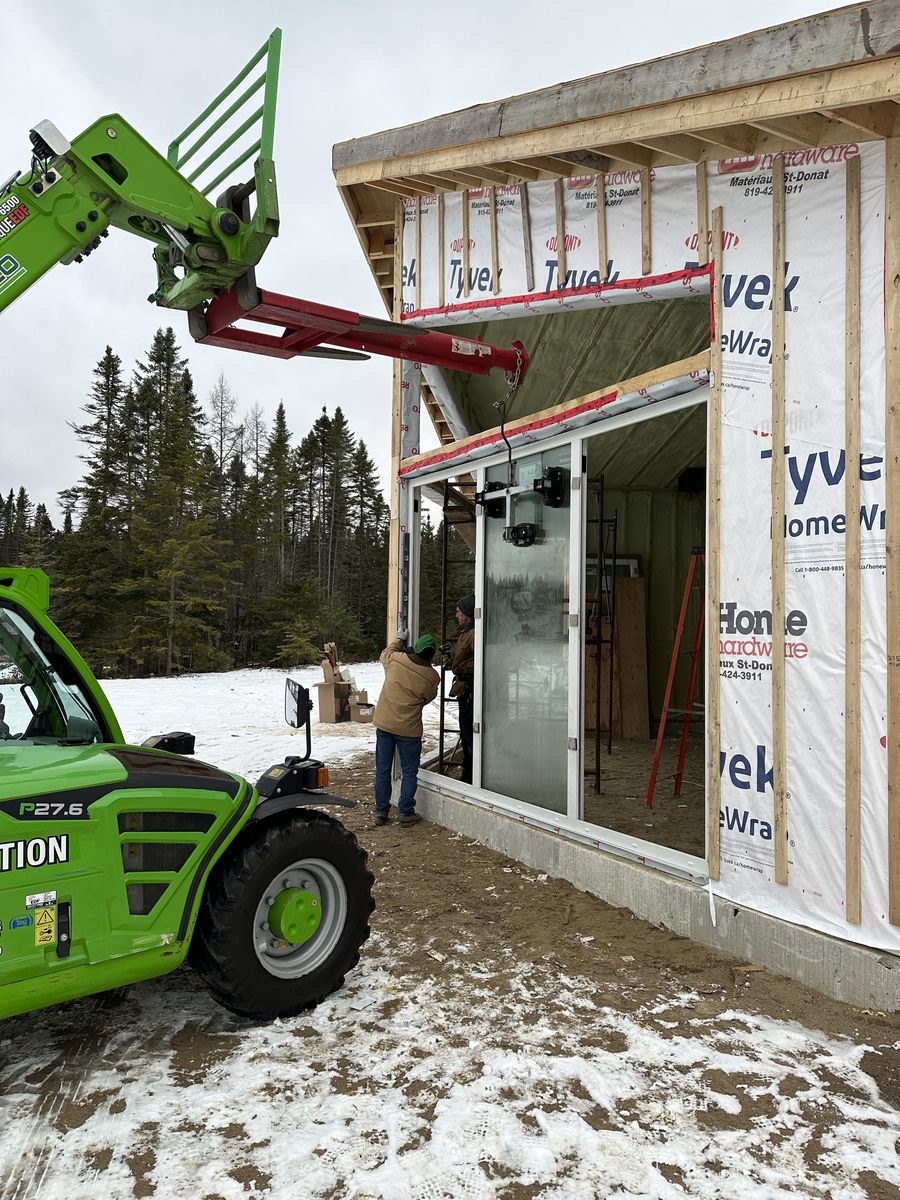 Travaux - Extérieur d'un projet de Maisons unifamiliales près de Montréal/Laval/Longueuil (Grand Montréal) de Retrofit Construction