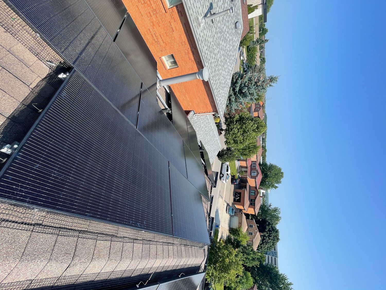  d'un projet de Panneaux solaires photovoltaïques près de Toronto (Grand Toronto) de Radiant Solar Energy Group