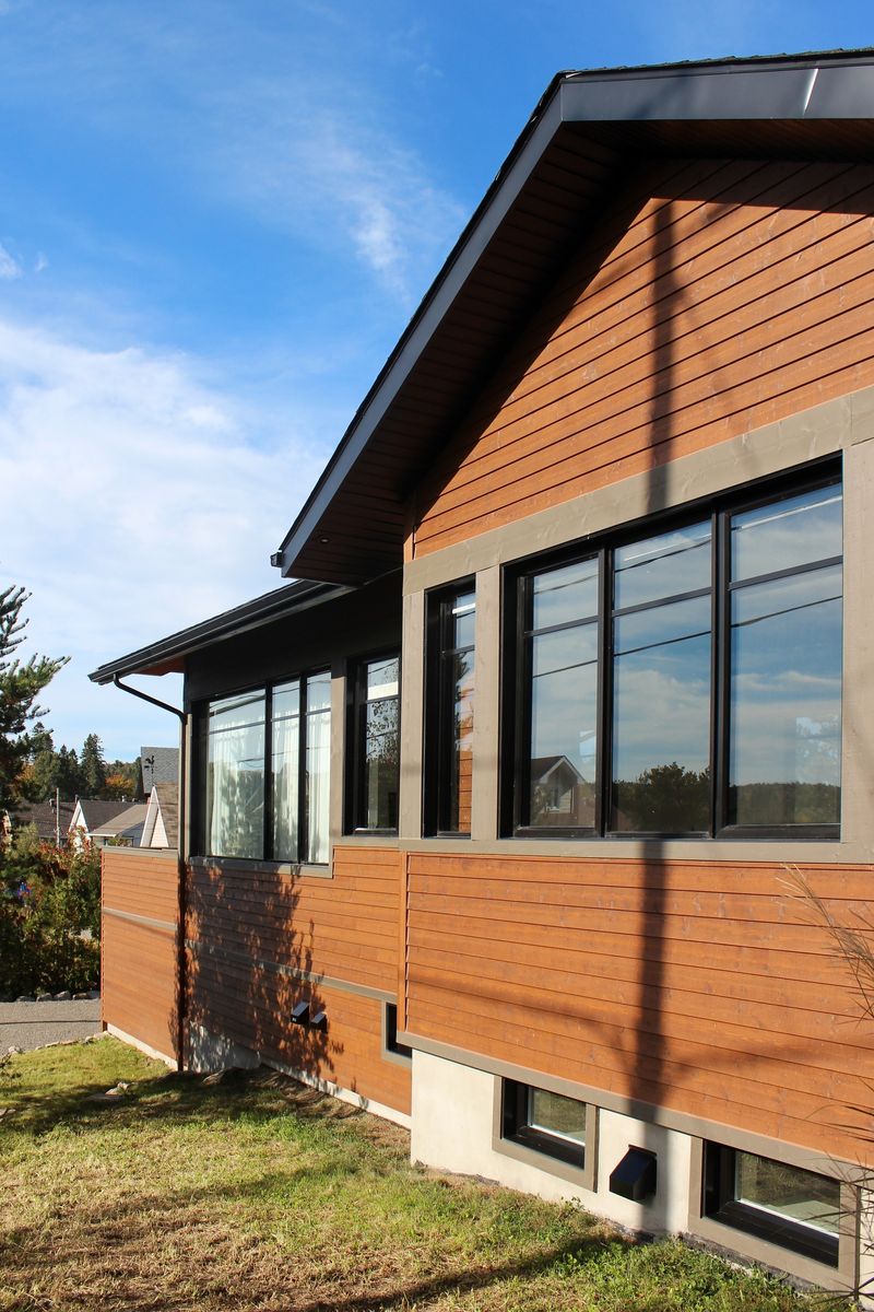 Exterior Finishes from a Single family homes project near Saint-Jerome (Laurentides) by Écohabitations boréales