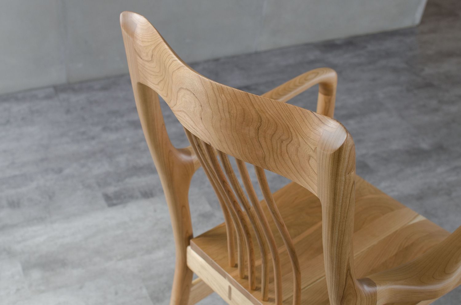Salle à manger d'un projet de Tables et chaises sur mesure près de Montréal/Laval/Longueuil (Grand Montréal) de Maxime Poisson, ébéniste